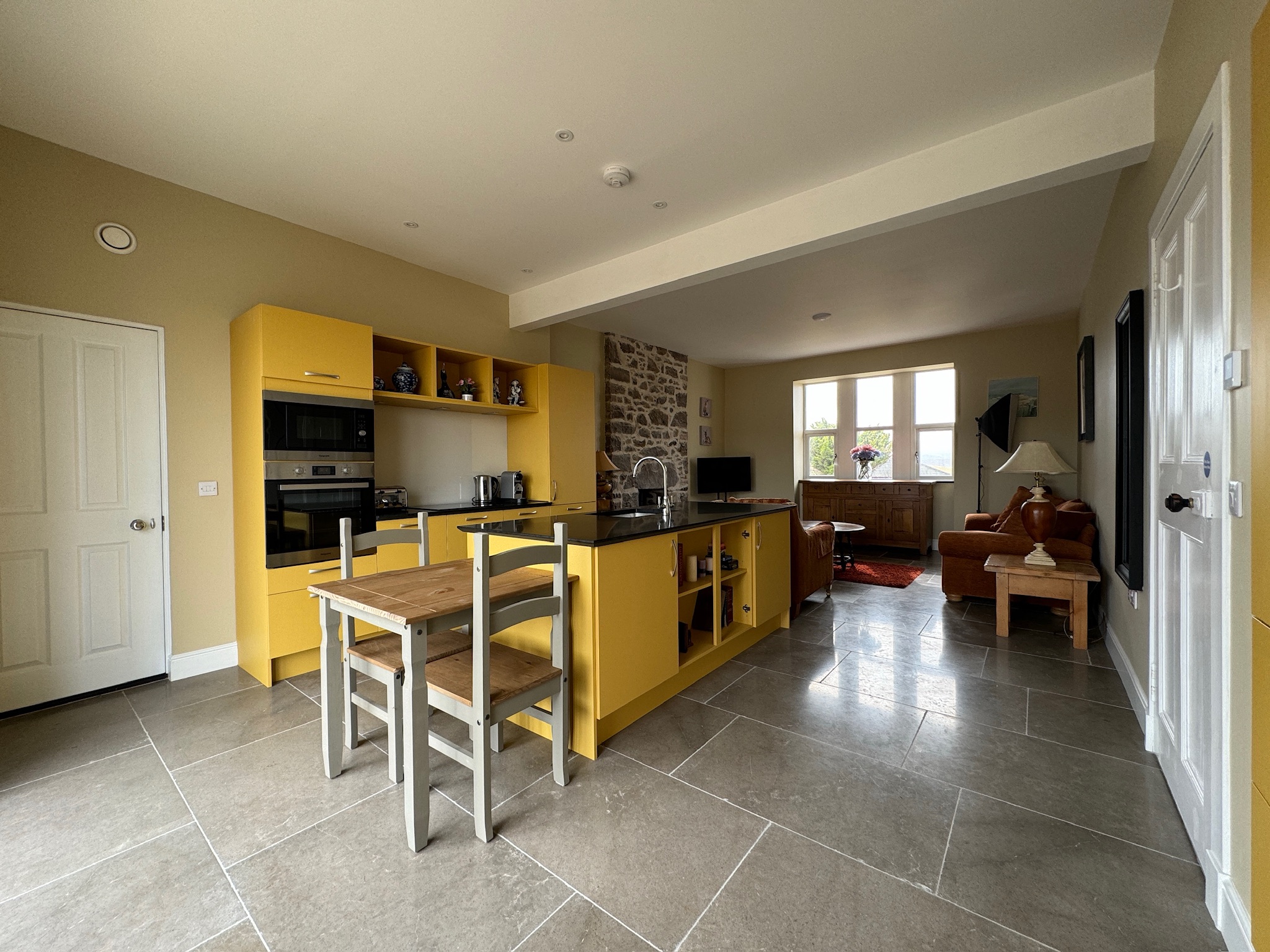 Kitchen and living room, general view